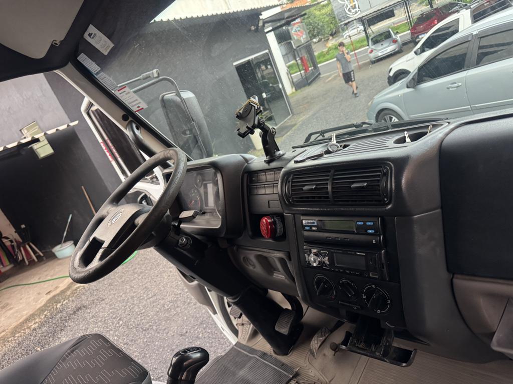 VOLKSWAGEN 5-150 - Foto