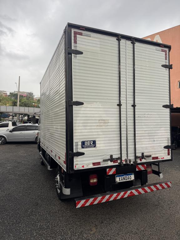 VOLKSWAGEN 5-150 - Foto