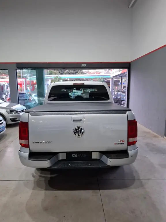 VOLKSWAGEN Amarok - Foto
