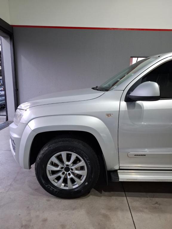 VOLKSWAGEN Amarok - Foto