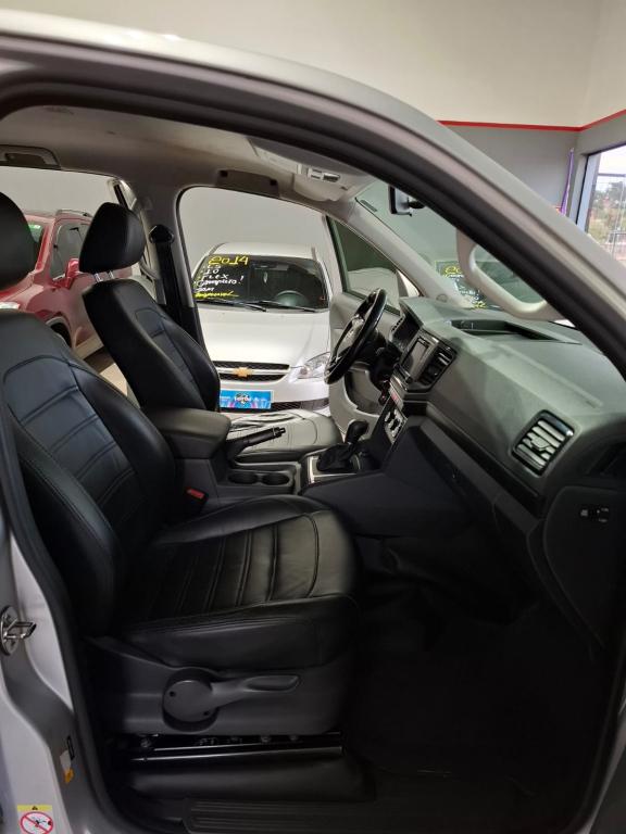 VOLKSWAGEN Amarok - Foto