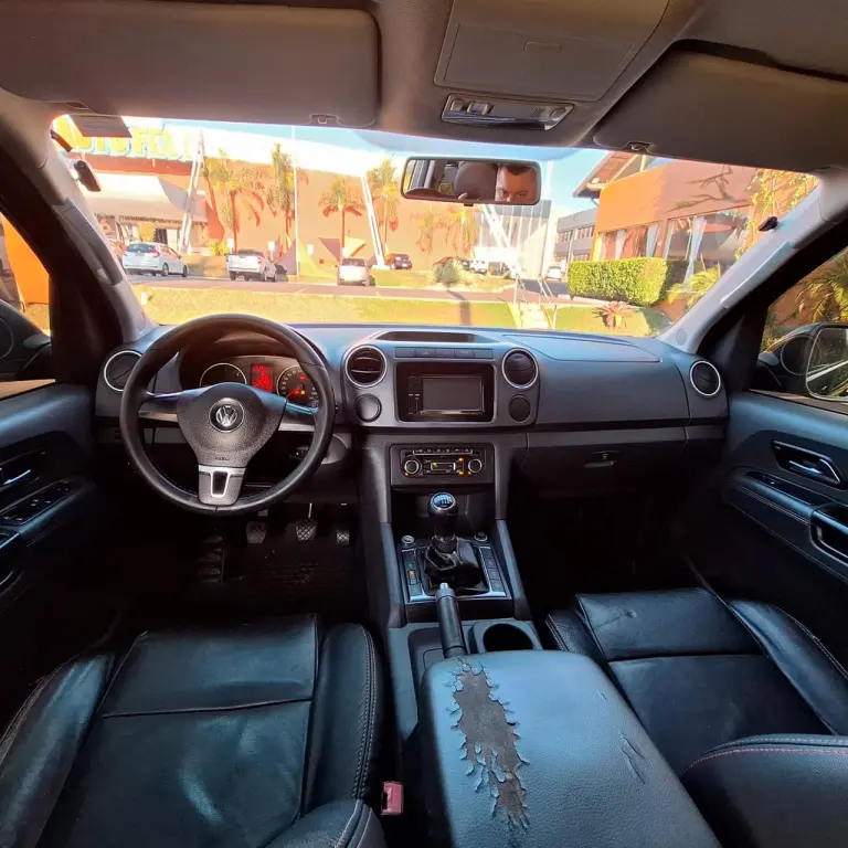 VOLKSWAGEN Amarok - Foto