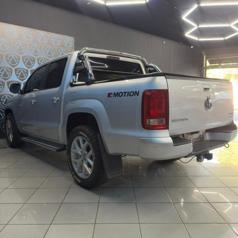 VOLKSWAGEN Amarok - Foto