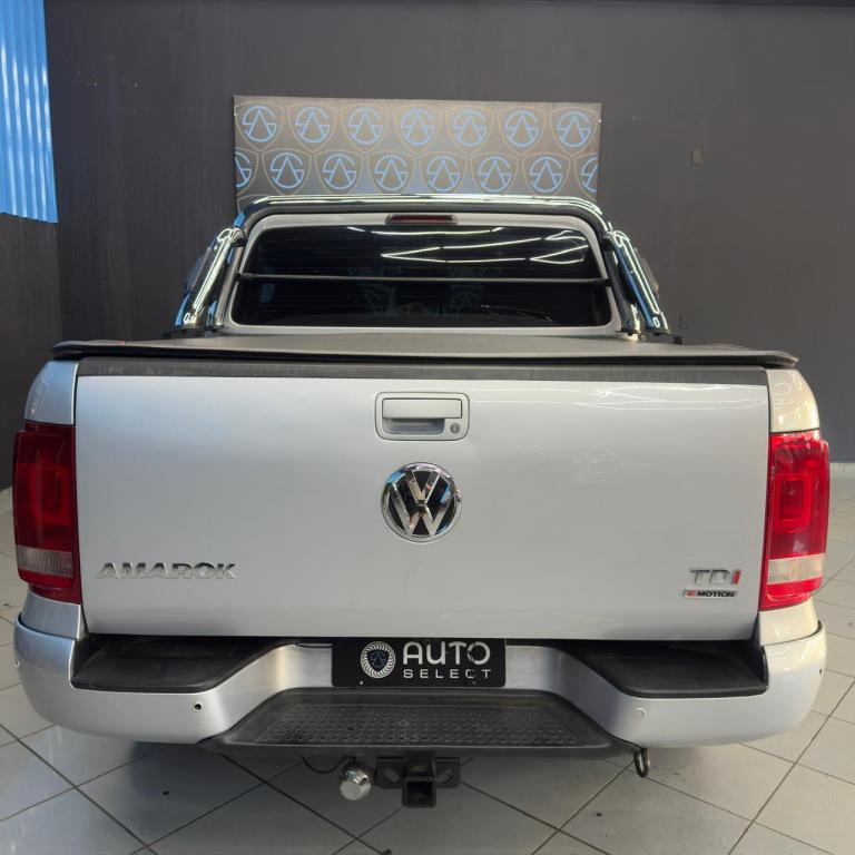 VOLKSWAGEN Amarok - Foto