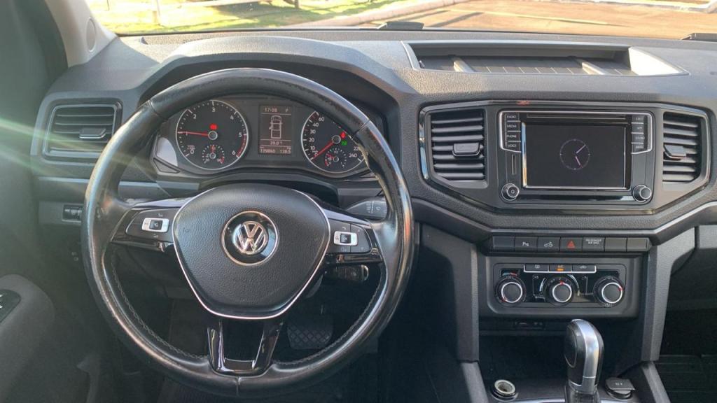 VOLKSWAGEN Amarok - Foto