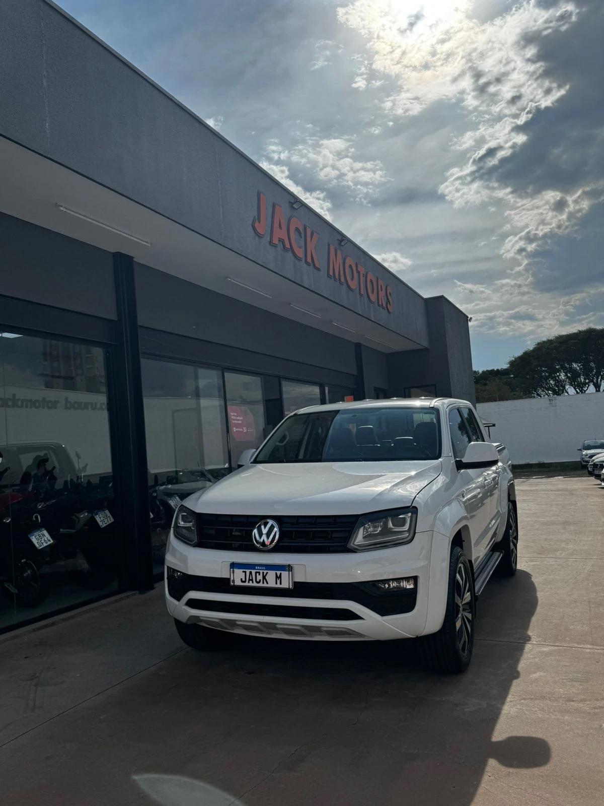 VOLKSWAGEN Amarok - Foto