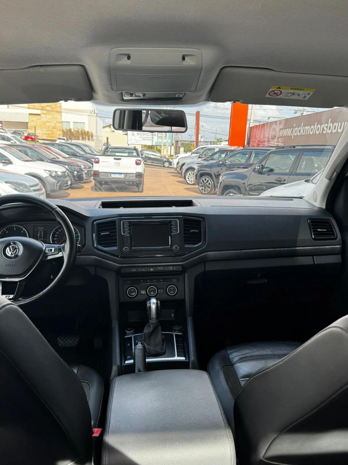 VOLKSWAGEN Amarok - Foto