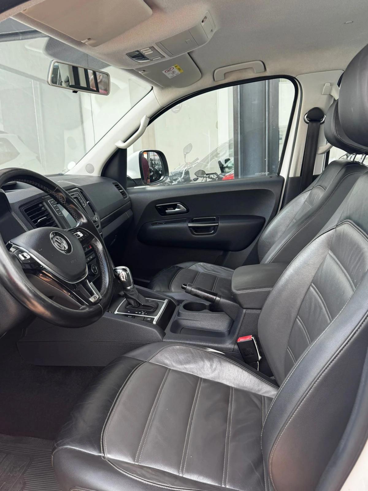 VOLKSWAGEN Amarok - Foto