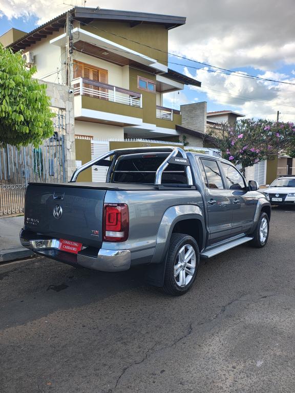 VOLKSWAGEN Amarok - Foto