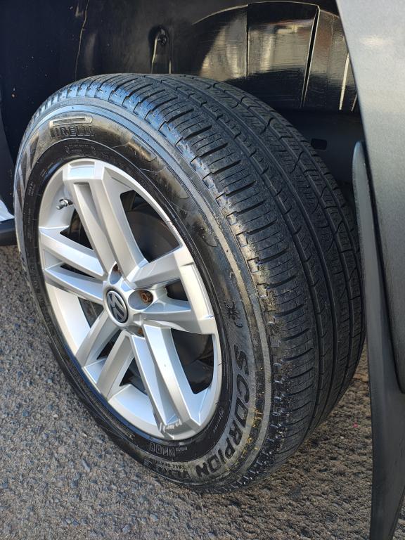 VOLKSWAGEN Amarok - Foto