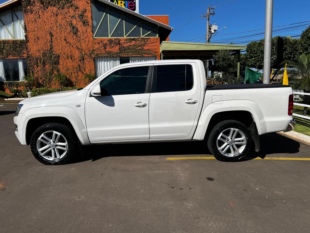 VOLKSWAGEN Amarok - Foto