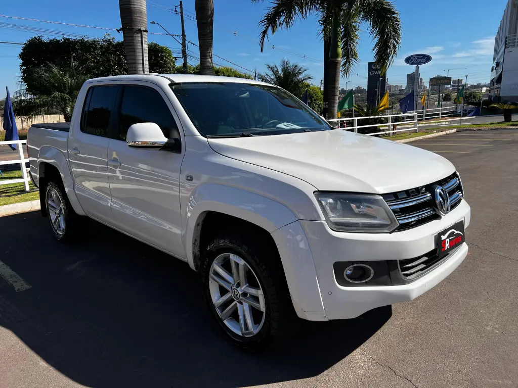 VOLKSWAGEN Amarok - Foto