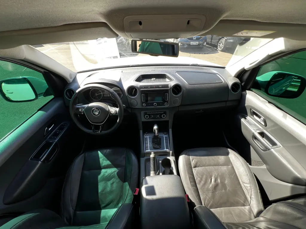 VOLKSWAGEN Amarok - Foto