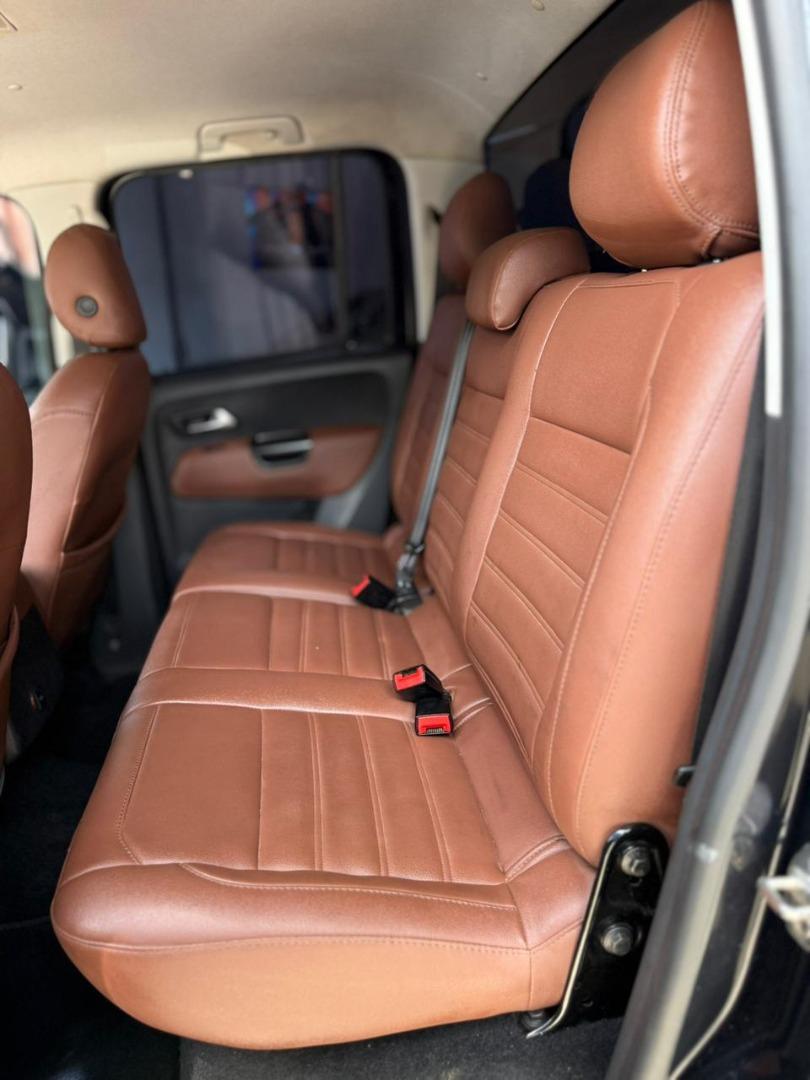 VOLKSWAGEN Amarok - Foto