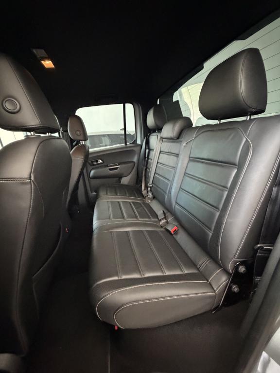 VOLKSWAGEN Amarok - Foto