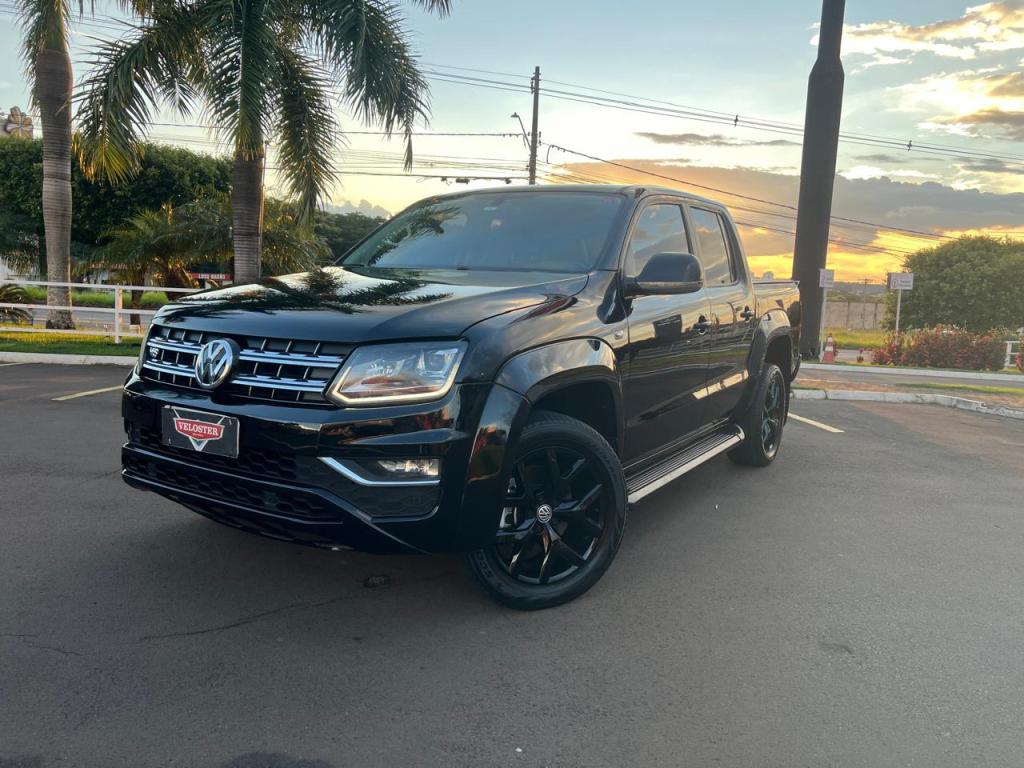 VOLKSWAGEN Amarok