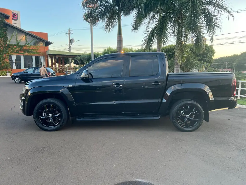 VOLKSWAGEN Amarok - Foto