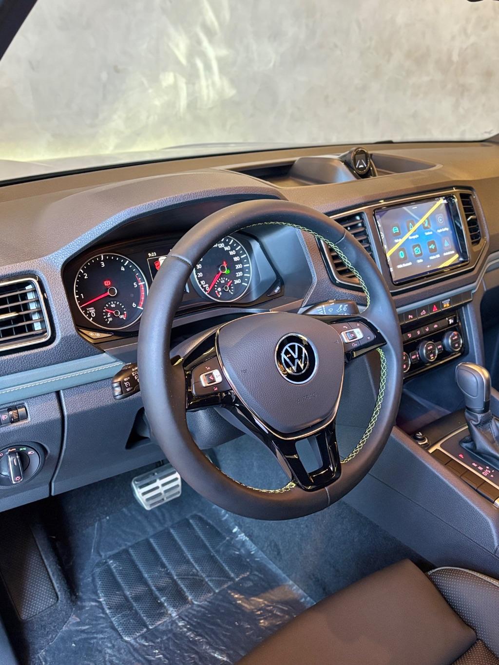 VOLKSWAGEN Amarok - Foto