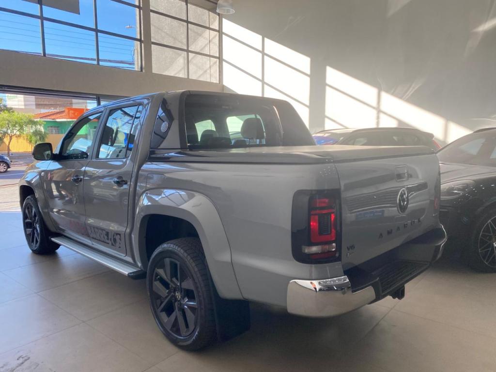 VOLKSWAGEN Amarok - Foto