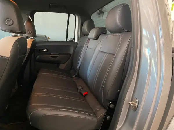 VOLKSWAGEN Amarok - Foto
