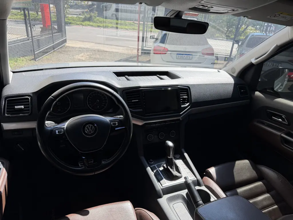 VOLKSWAGEN Amarok - Foto