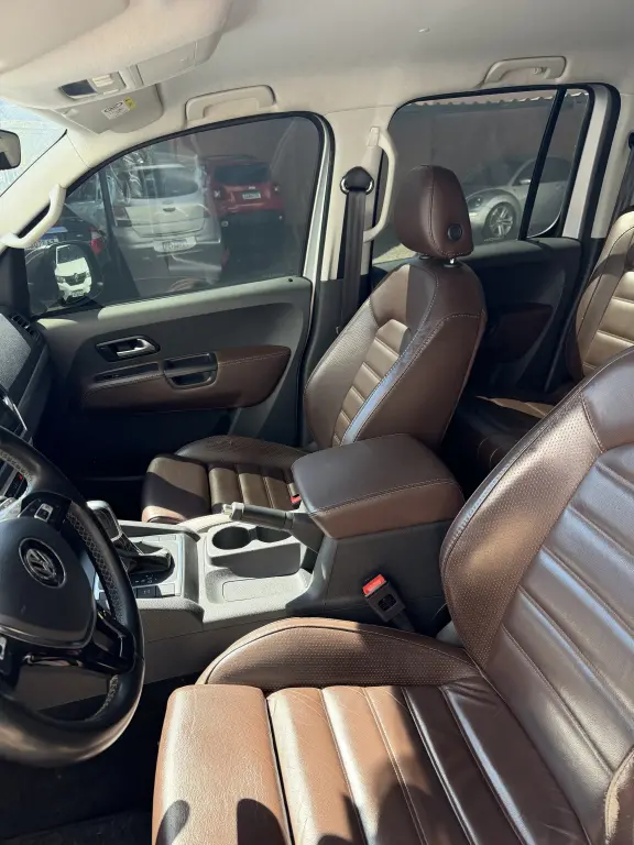 VOLKSWAGEN Amarok - Foto