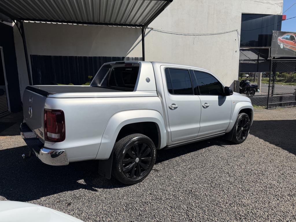 VOLKSWAGEN Amarok - Foto