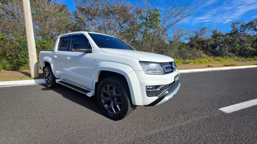 VOLKSWAGEN Amarok - Foto