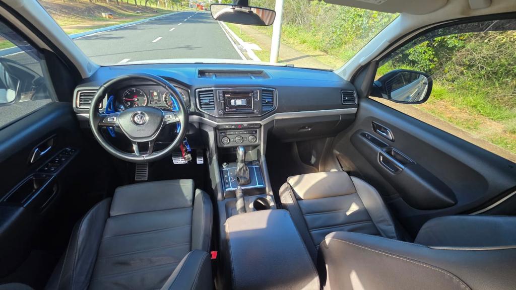 VOLKSWAGEN Amarok - Foto