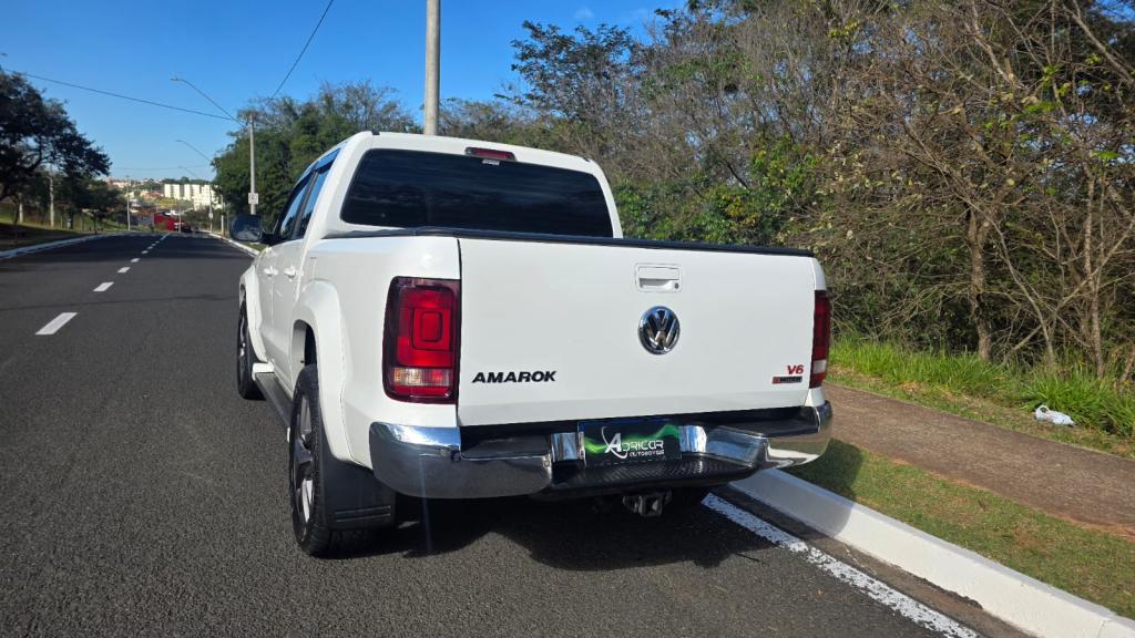 VOLKSWAGEN Amarok - Foto