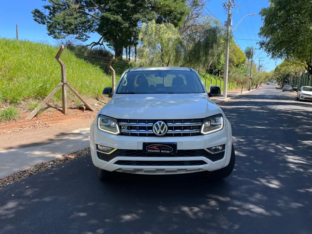 VOLKSWAGEN Amarok - Foto