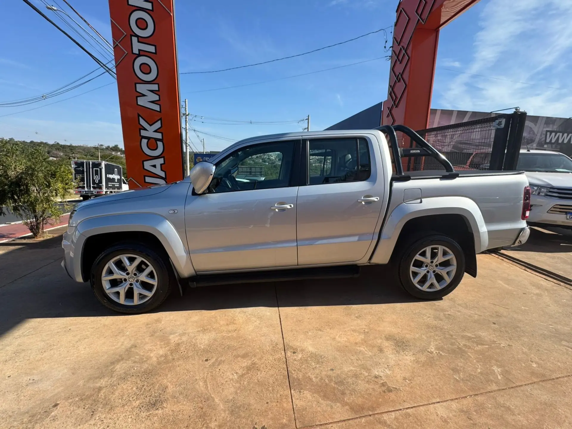 VOLKSWAGEN Amarok - Foto