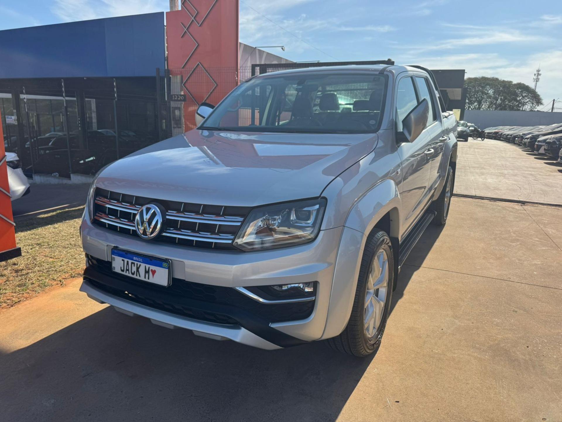 VOLKSWAGEN Amarok - Foto