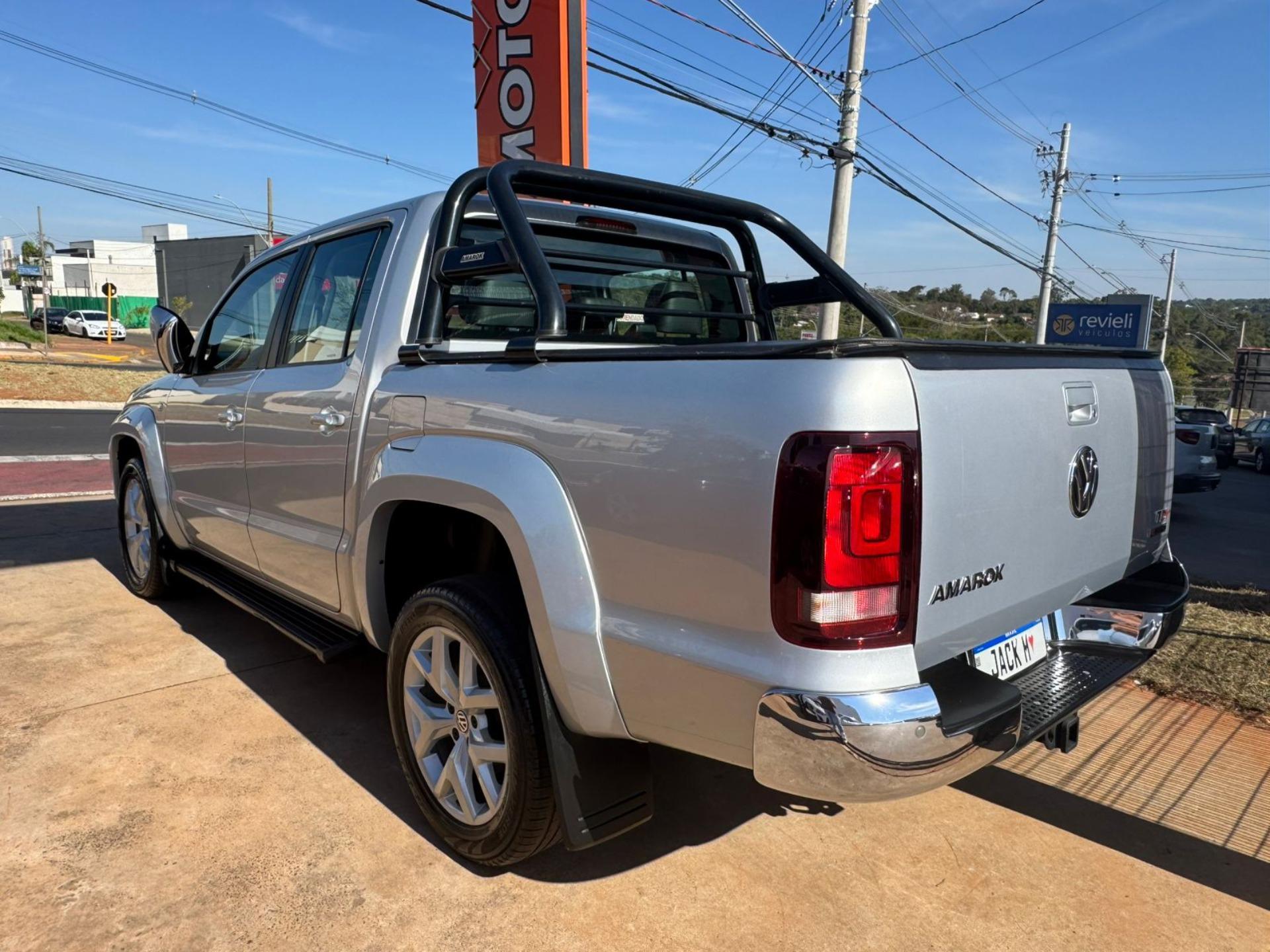 VOLKSWAGEN Amarok - Foto