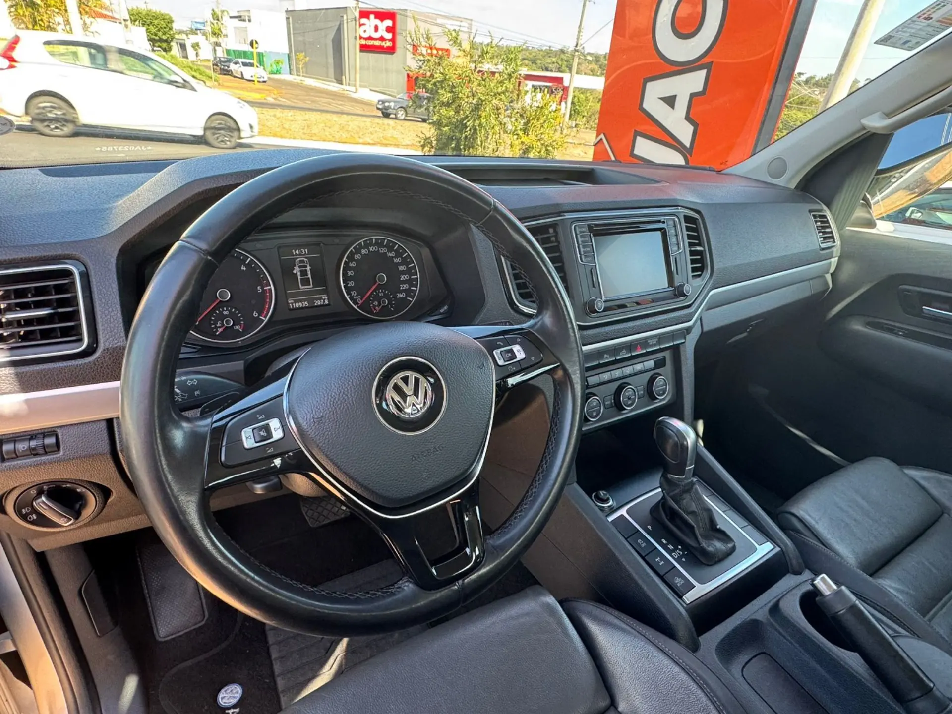 VOLKSWAGEN Amarok - Foto