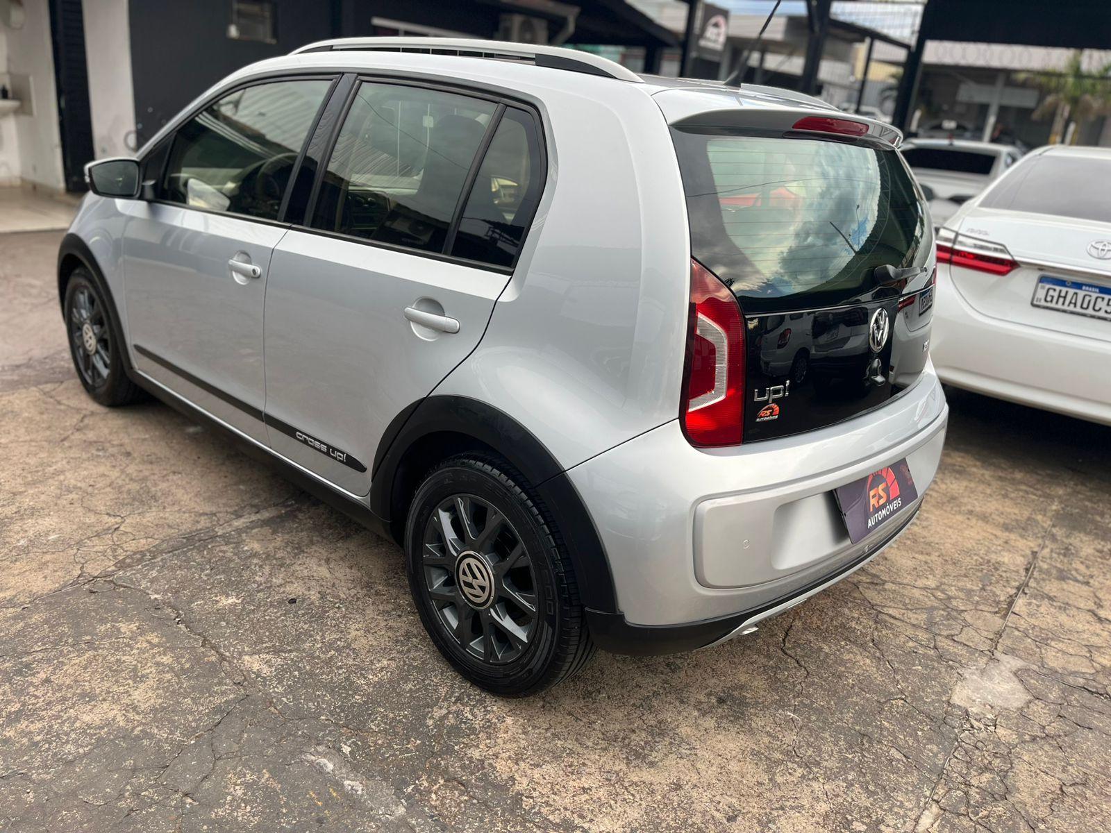 VOLKSWAGEN Cross UP - Foto