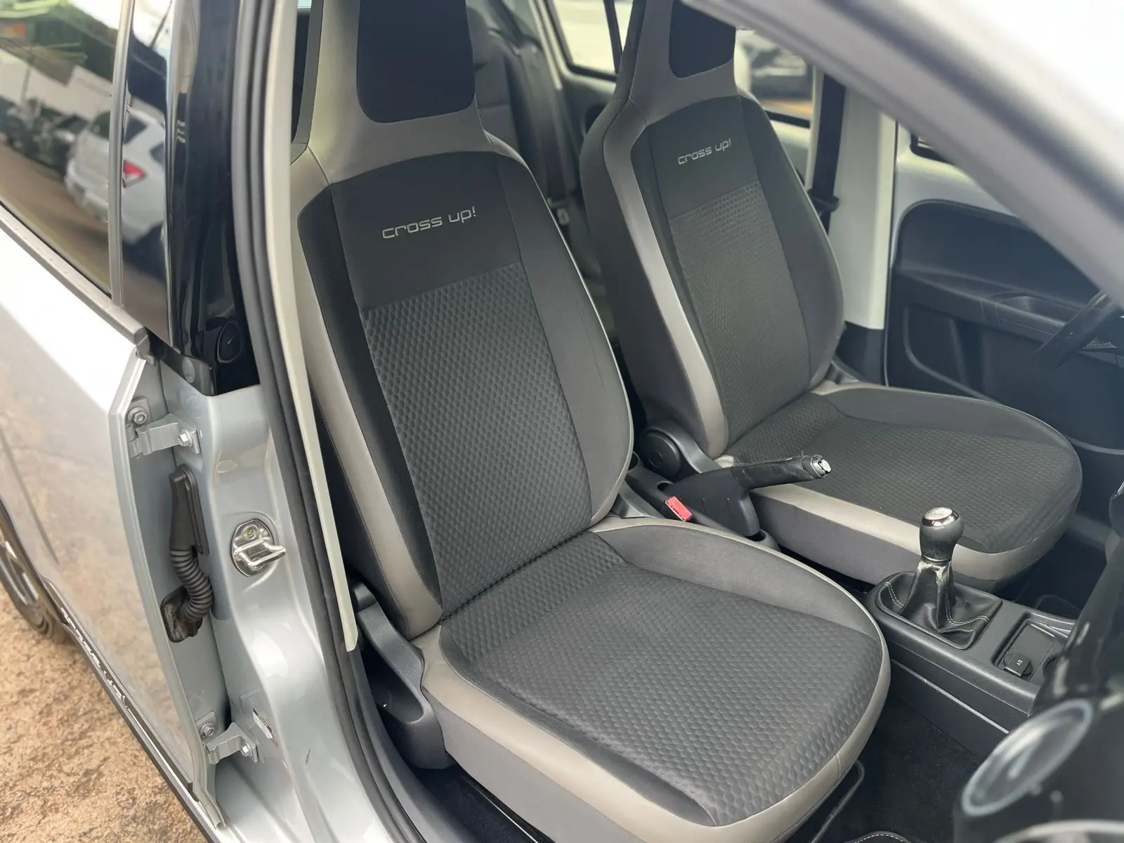 VOLKSWAGEN Cross UP - Foto