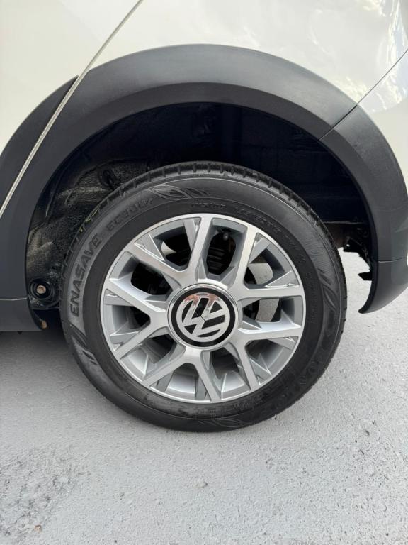 VOLKSWAGEN Cross UP - Foto