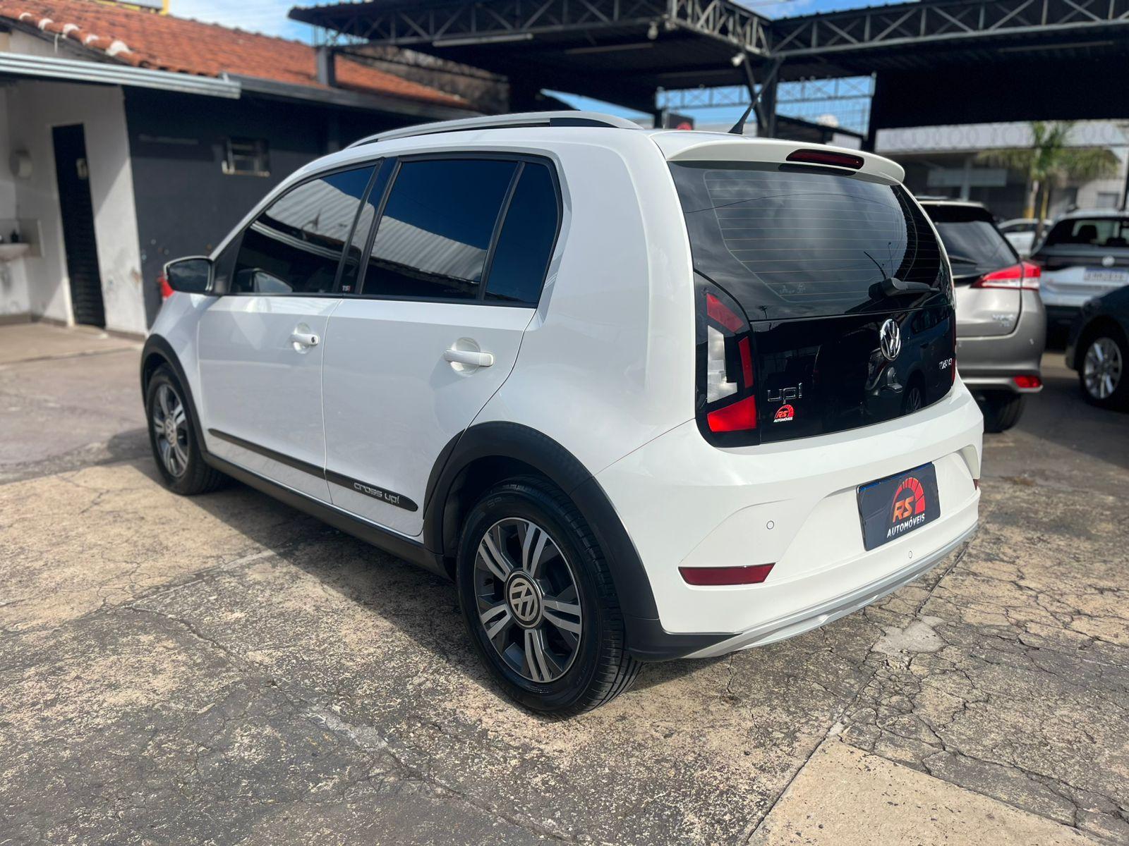 VOLKSWAGEN Cross UP - Foto