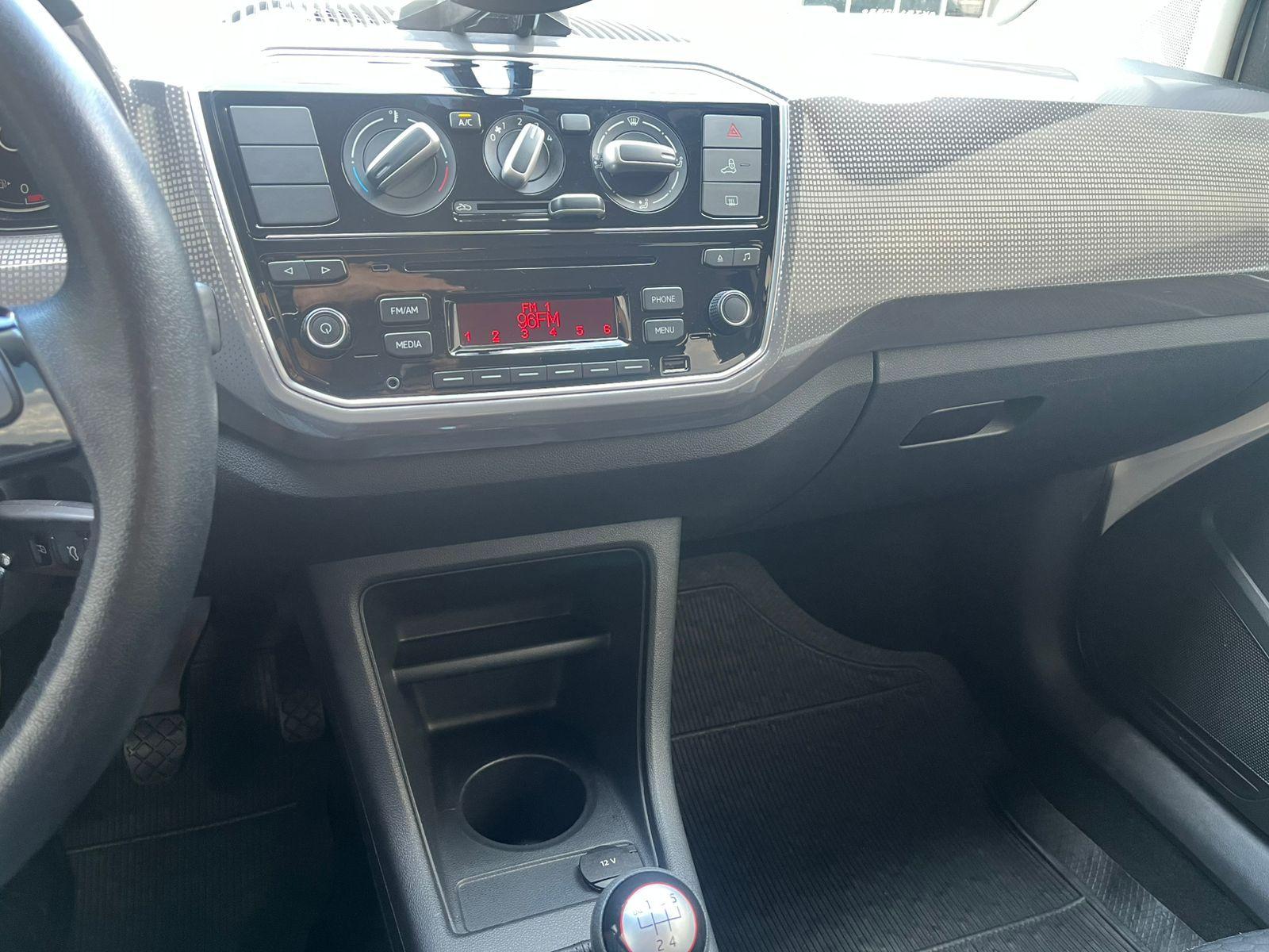 VOLKSWAGEN Cross UP - Foto