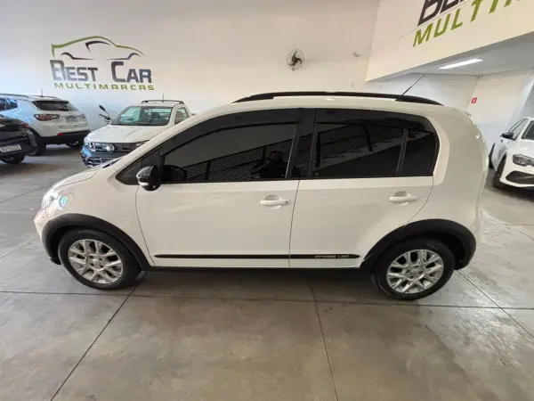 VOLKSWAGEN Cross UP - Foto