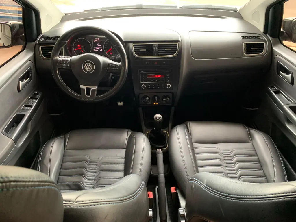 VOLKSWAGEN Crossfox - Foto