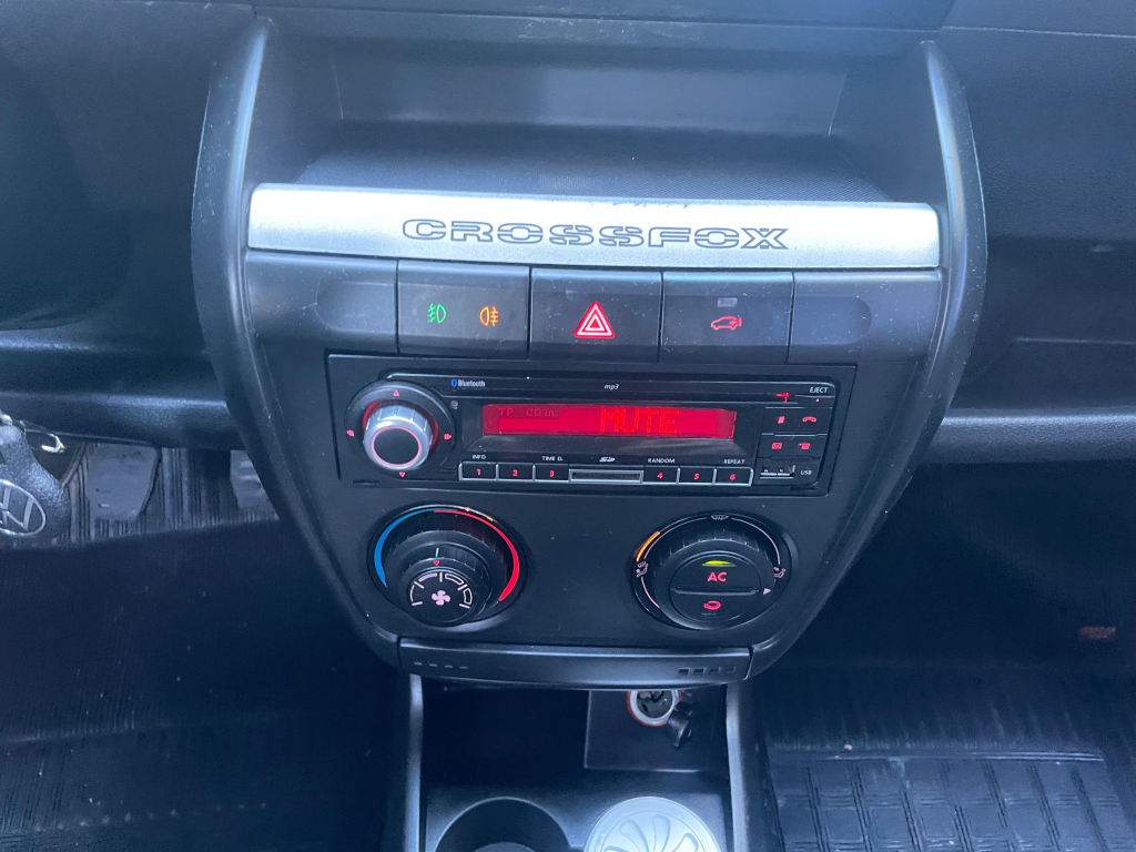 VOLKSWAGEN Crossfox - Foto