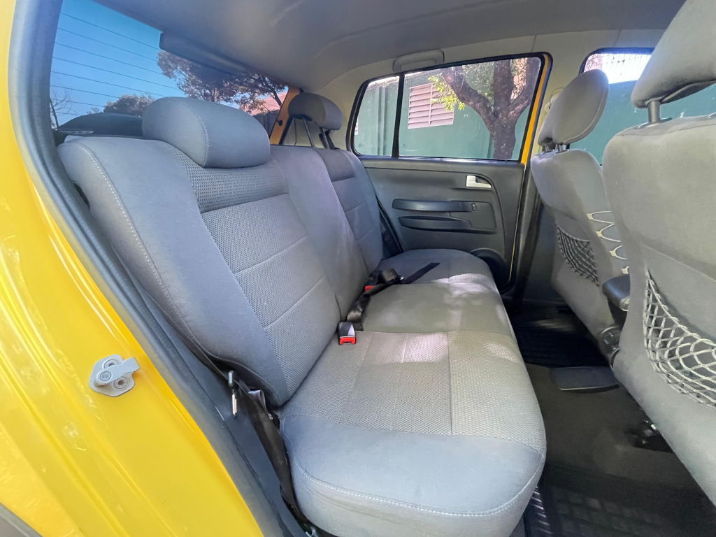 VOLKSWAGEN Crossfox - Foto