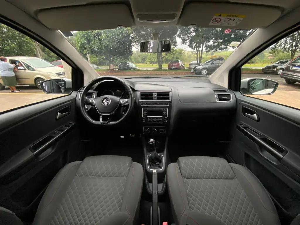 VOLKSWAGEN Crossfox - Foto