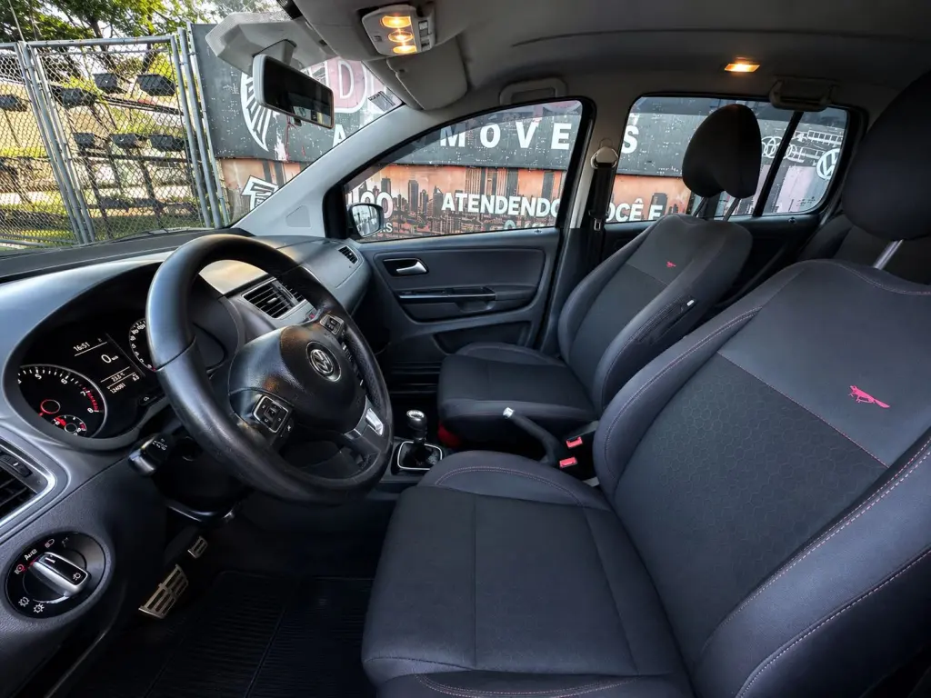 VOLKSWAGEN Crossfox - Foto