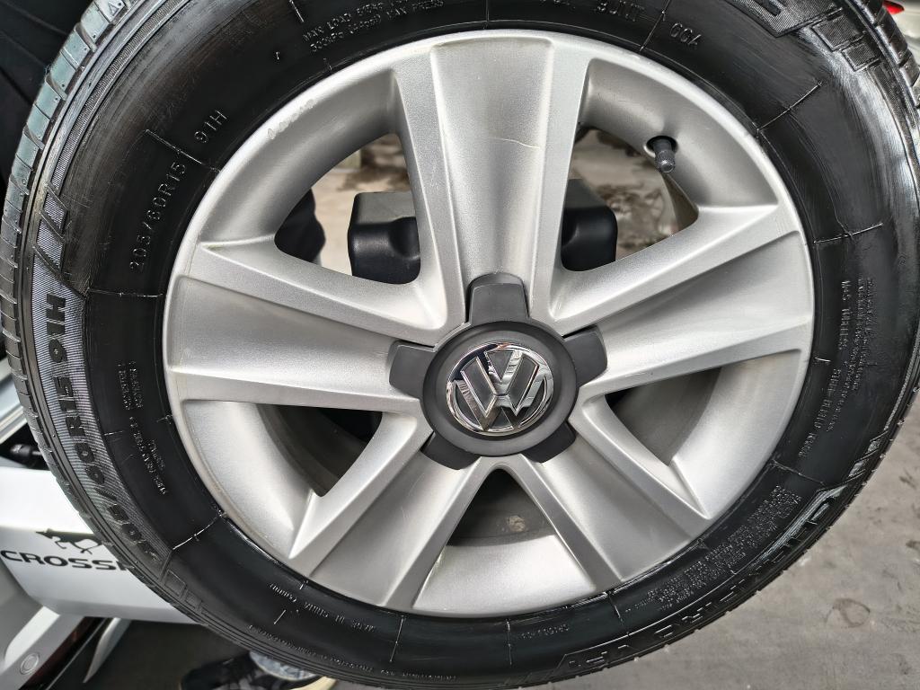 VOLKSWAGEN Crossfox - Foto