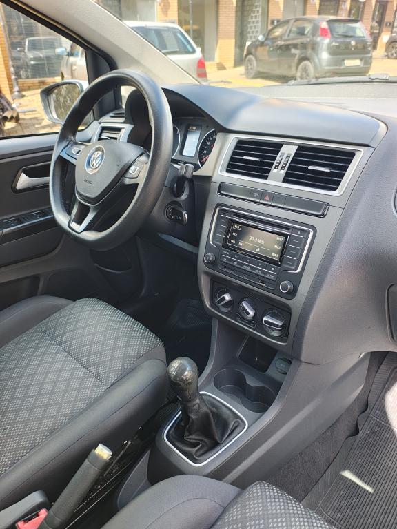 VOLKSWAGEN Fox - Foto