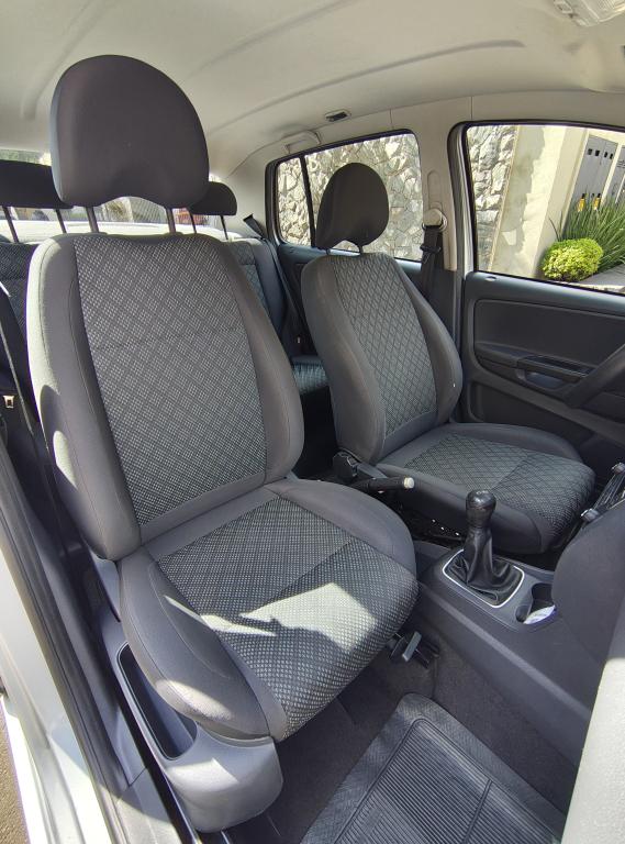 VOLKSWAGEN Fox - Foto