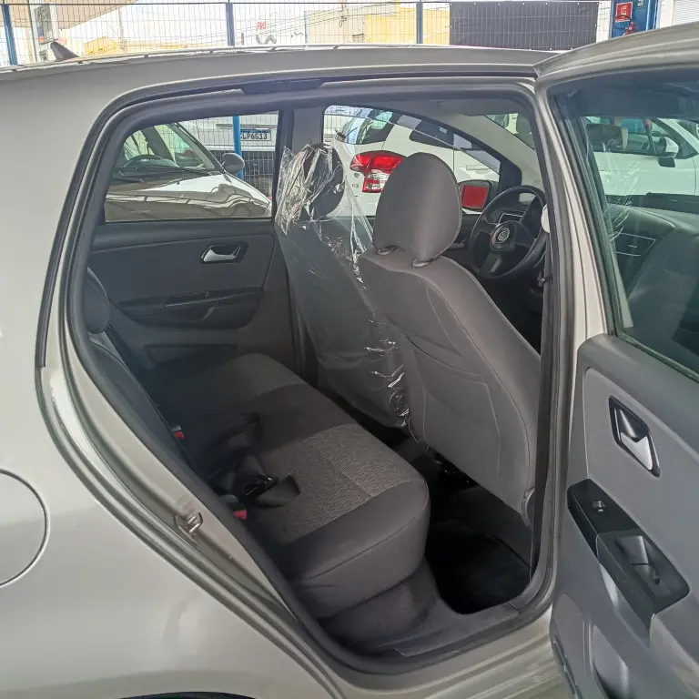 VOLKSWAGEN Fox - Foto